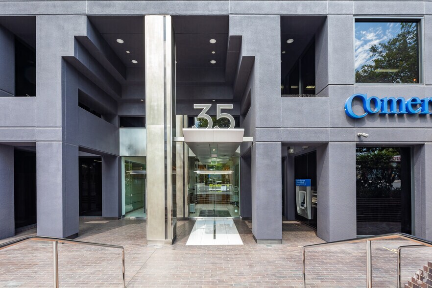 More Photos Of 35 N Lake Ave, Pasadena Office For Lease