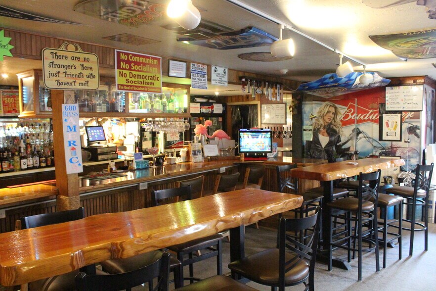 More Photos Of 1107 Pacific Ave N, Kelso Restaurant For Sale