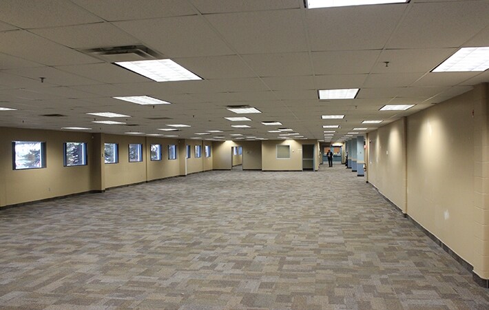 More Photos Of 221 Winnipeg St N, Regina Light Distribution For Lease