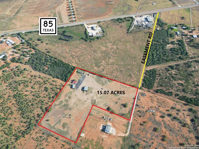 Primary Photo Of 1750 W Highway 85, Dilley Land For Lease