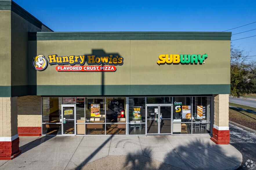 More Photos Of 6830-6855 SE Maricamp Rd, Ocala General Retail For Lease