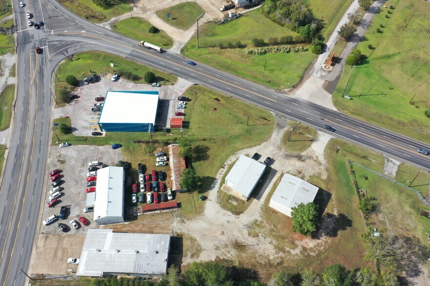 More Photos Of 368 A SH 75 N, Huntsville Freestanding For Lease