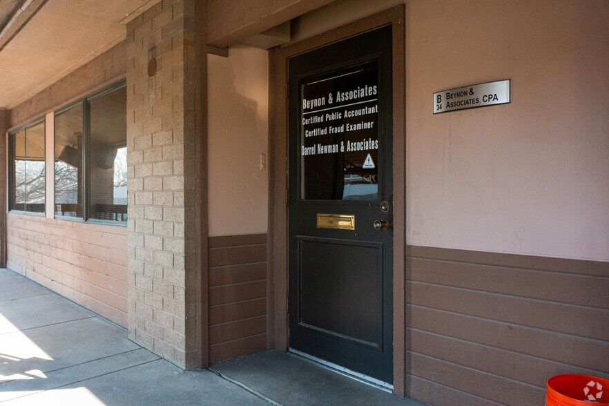 More Photos Of 404 E 4500 S, Salt Lake City Office For Lease