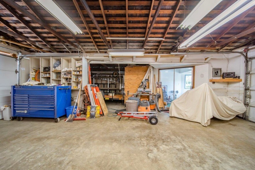 More Photos Of 21312 E Arrow Hwy, Covina Storefront Retail Residential For Sale