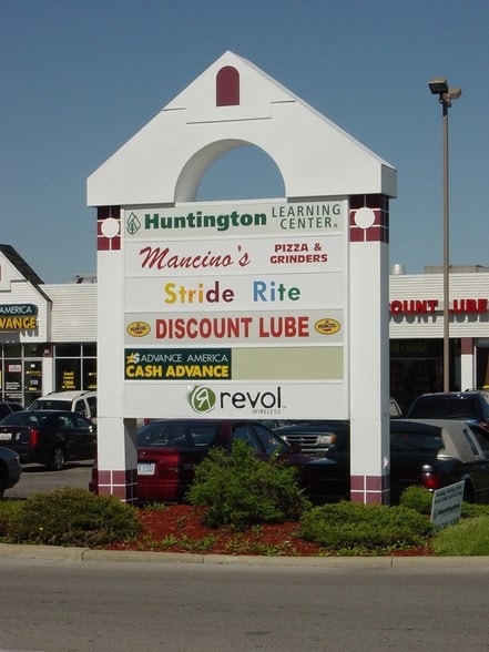 More Photos Of 6638-6650 Centers Dr, Holland Freestanding For Lease