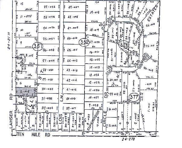 More Photos Of 25180 Lahser Rd, Southfield Office For Sale