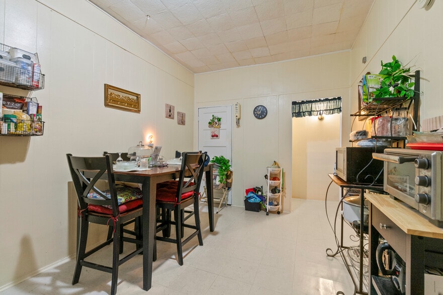 More Photos Of 3600 Greenmount Ave, Baltimore Multifamily For Sale