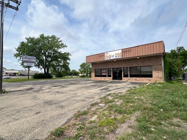 More Photos Of 1705 Florence Rd, Killeen Freestanding For Lease
