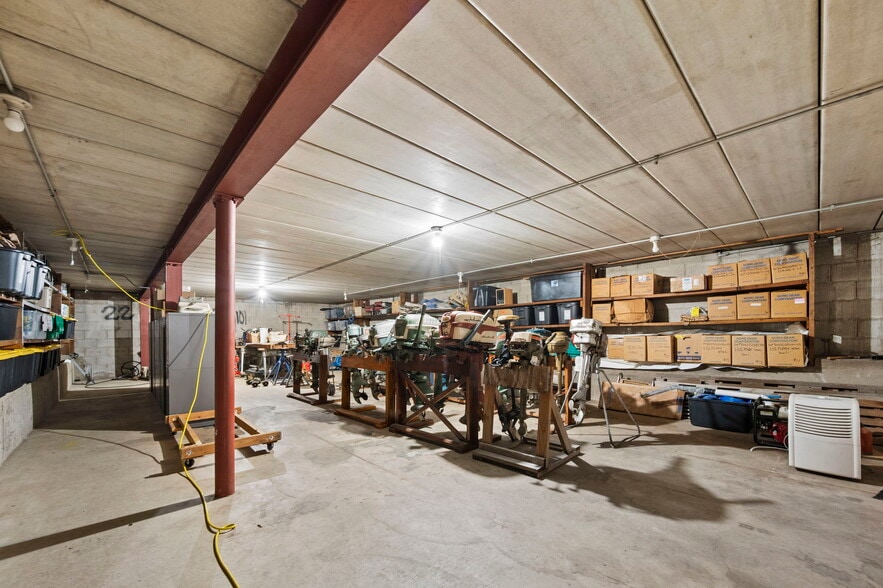 More Photos Of 755 N Snelling Ave N, Saint Paul Storefront For Lease