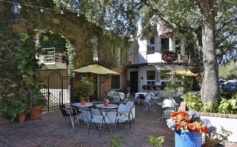 More Photos Of 433 W New England Ave, Winter Park Apartments For Lease