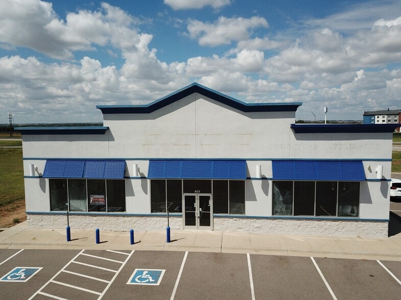 More Photos Of 401 Regional Dr, Elk City Freestanding For Lease