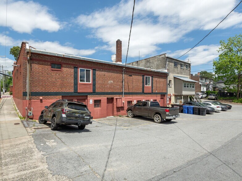 More Photos Of 76 E Main St, Brevard Restaurant For Sale