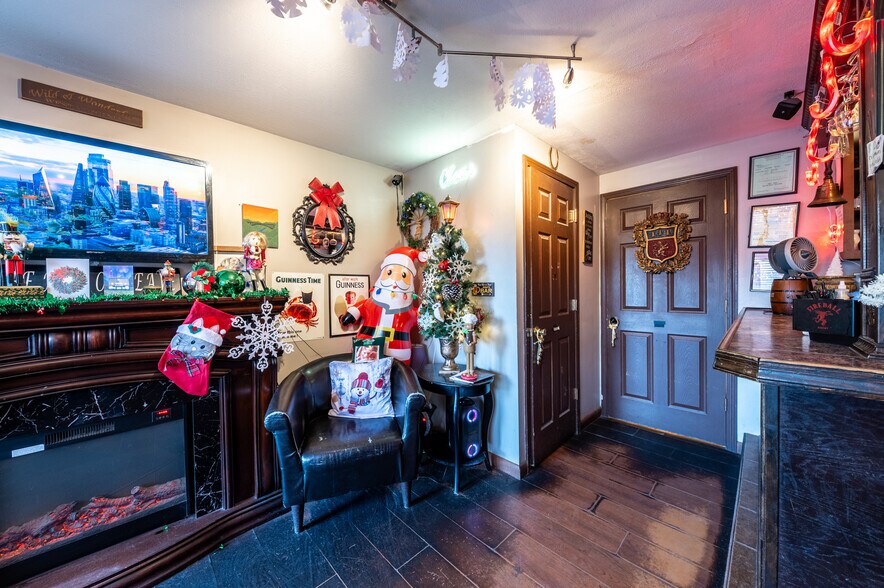 More Photos Of 309 Keller Ave, Fayetteville Storefront Retail Office For Sale