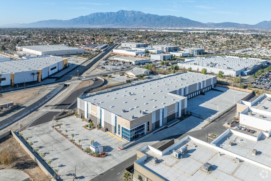 More Photos Of 1505 S Willow Ave, Rialto Industrial For Sale