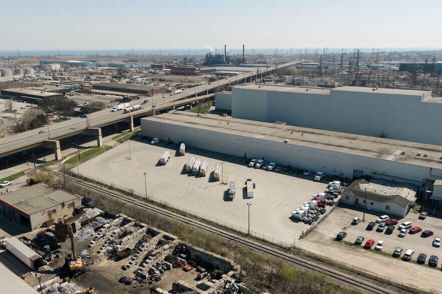More Photos Of 1632 Burlington Street East St, Hamilton Land For Lease