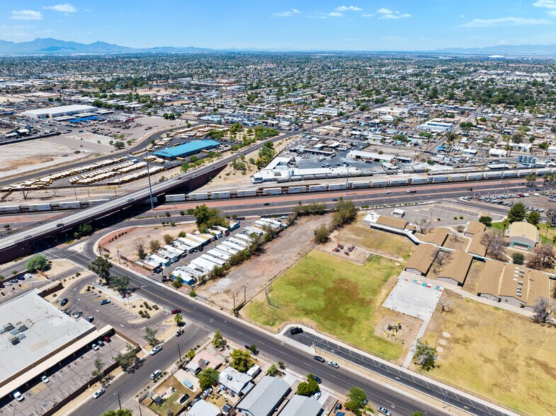 More Photos Of 5556 W Grand Ave, Glendale Land For Sale