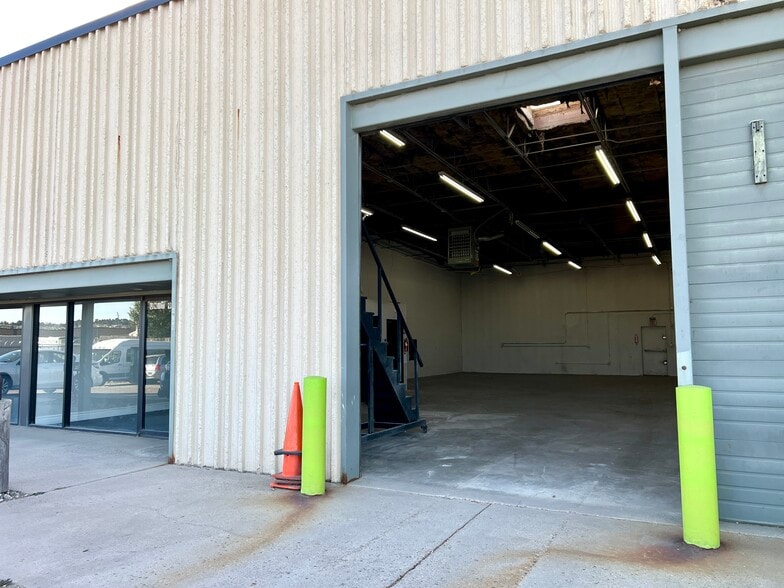 More Photos Of 6340 W 56th Ave, Arvada Warehouse For Lease