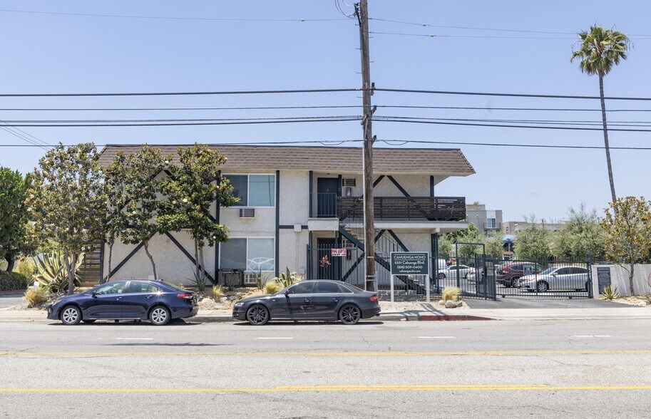 More Photos Of 5331 Cahuenga Blvd, North Hollywood Apartments For Sale