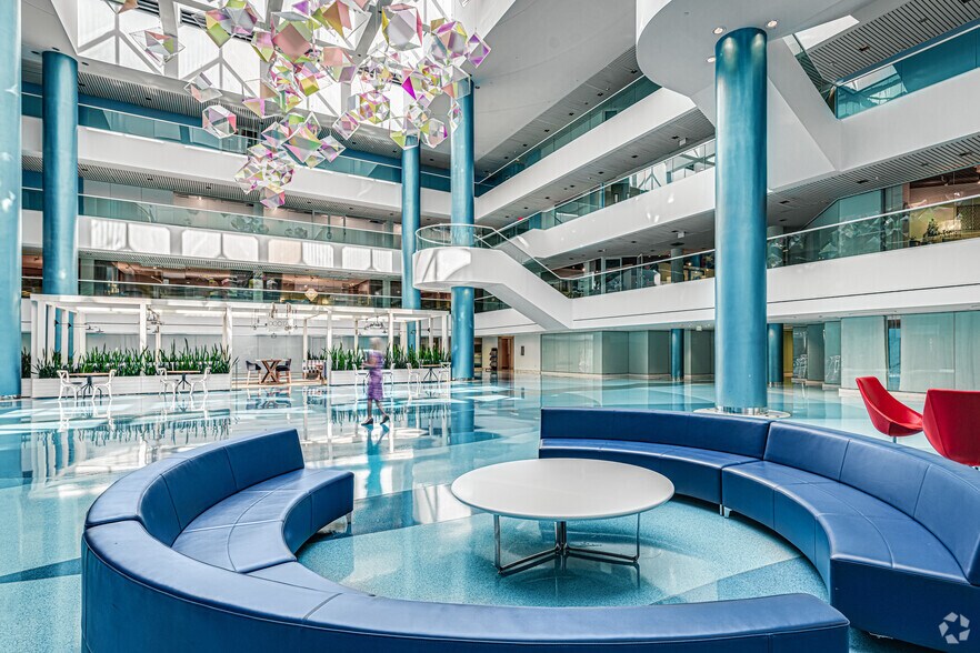 More Photos Of 1855 Griffin Rd, Dania Beach Office Residential For Lease