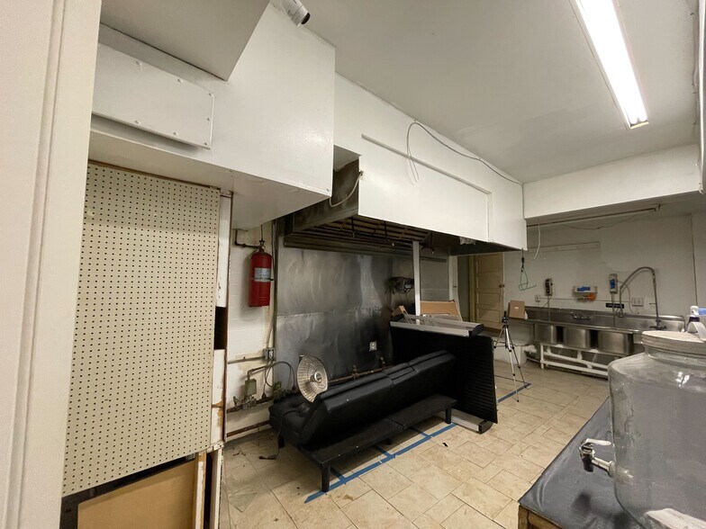 More Photos Of 5125 Georgia Ave NW, Washington Restaurant For Lease