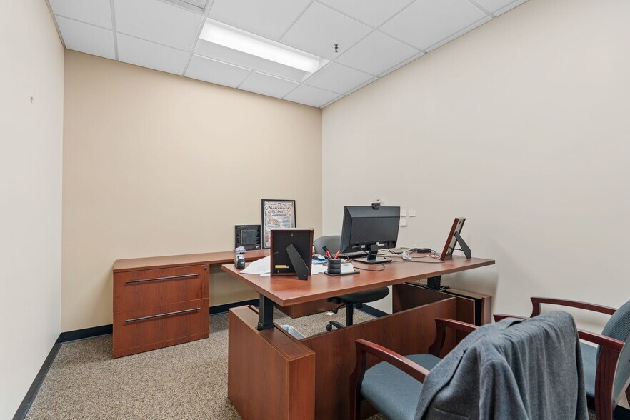 More Photos Of 2775 Blue Water Rd, Eagan Office For Sale