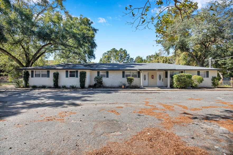 More Photos Of 1130 Fountain Rd, Jacksonville Apartments For Sale