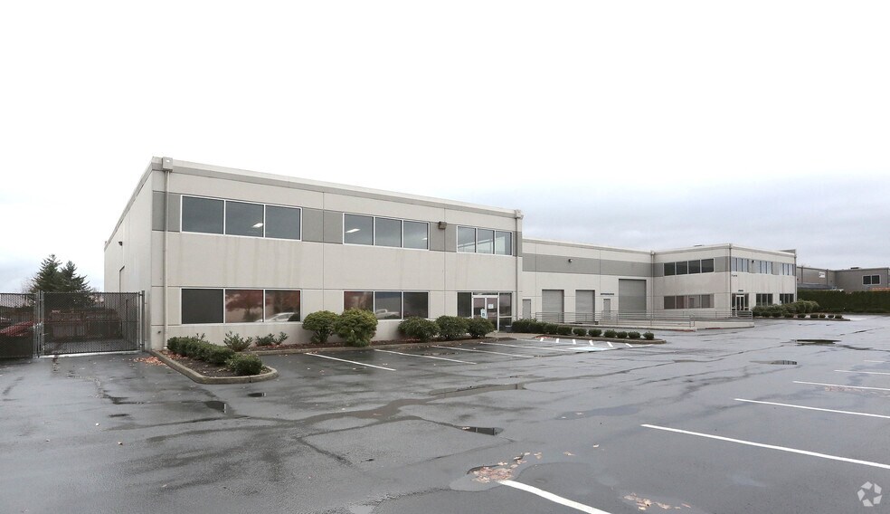 More Photos Of 18 42nd St NW, Auburn Warehouse For Lease