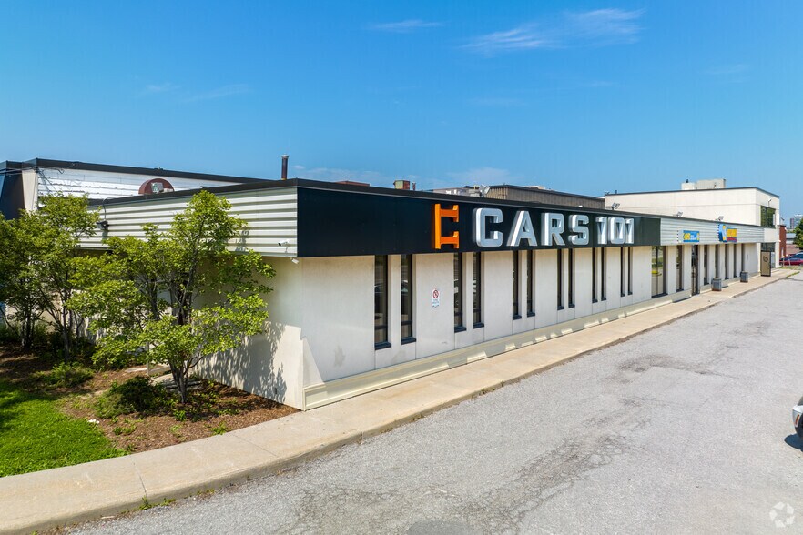 More Photos Of 940 Brock Rd, Pickering Warehouse For Lease