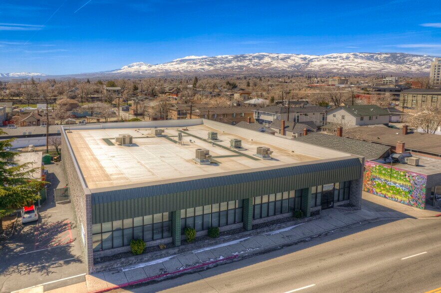 More Photos Of 634 Ryland St, Reno Office For Sale