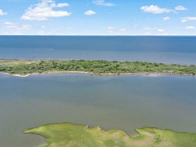 More Photos Of 2169 Hwy 87, Crystal Beach Land For Sale