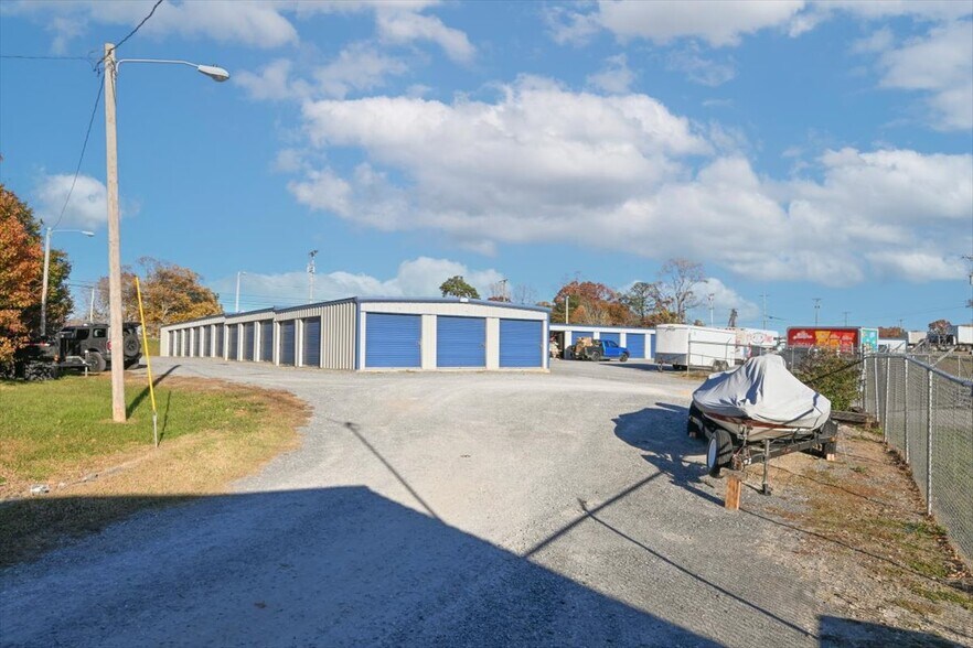 More Photos Of 1605 Waterlick Rd, Lynchburg Land For Sale