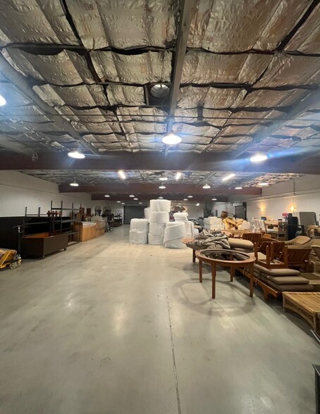 More Photos Of 253 N Rebecca St, Pomona Manufacturing For Sale