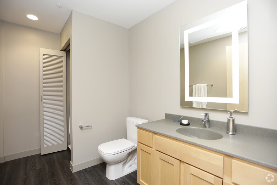 More Photos Of 415 Bridge St NW, Grand Rapids Apartments For Lease