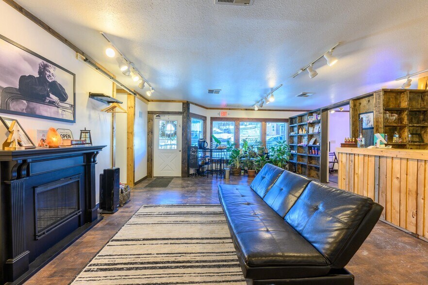 More Photos Of 312 Dewey Ave, Eureka Storefront Retail Office For Sale