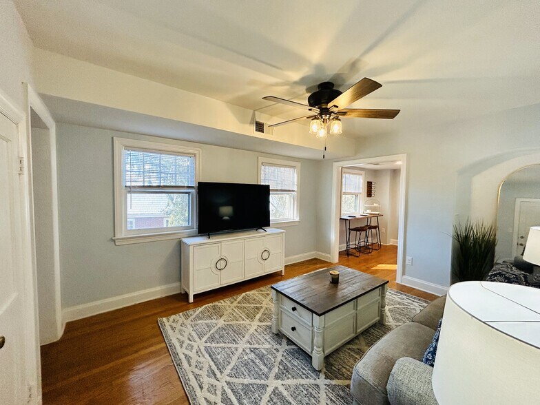 More Photos Of 625 Alleghany Ave, Staunton Apartments For Sale