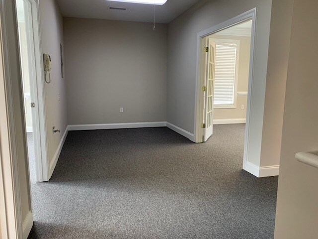 More Photos Of 3950 Cobb Pky NW, Acworth Medical For Sale