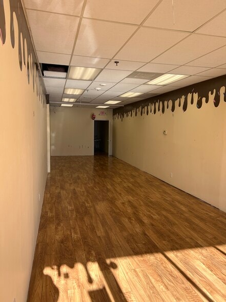 More Photos Of 1139-1141 Jericho Tpke, Commack General Retail For Lease
