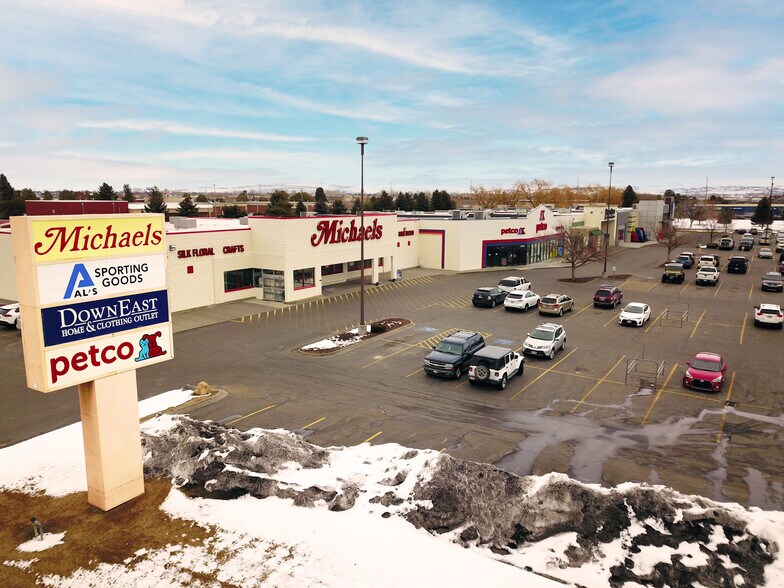Primary Photo Of 2345-2395 E 17th St, Idaho Falls Department Store For Lease
