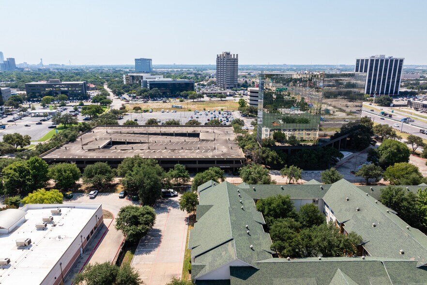 More Photos Of 7800 N Stemmons Fwy, Dallas Office For Sale