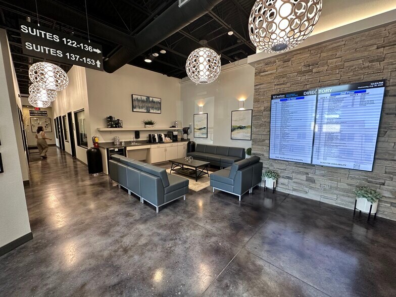 More Photos Of 8813 N Tarrant Pky, North Richland Hills Coworking Space