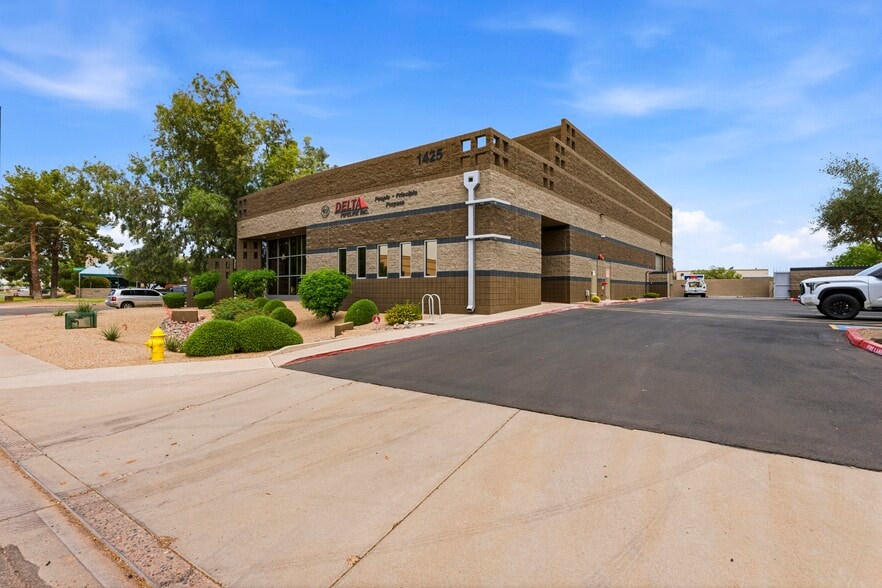 Primary Photo Of 1425 N Hobson St, Gilbert Warehouse For Lease