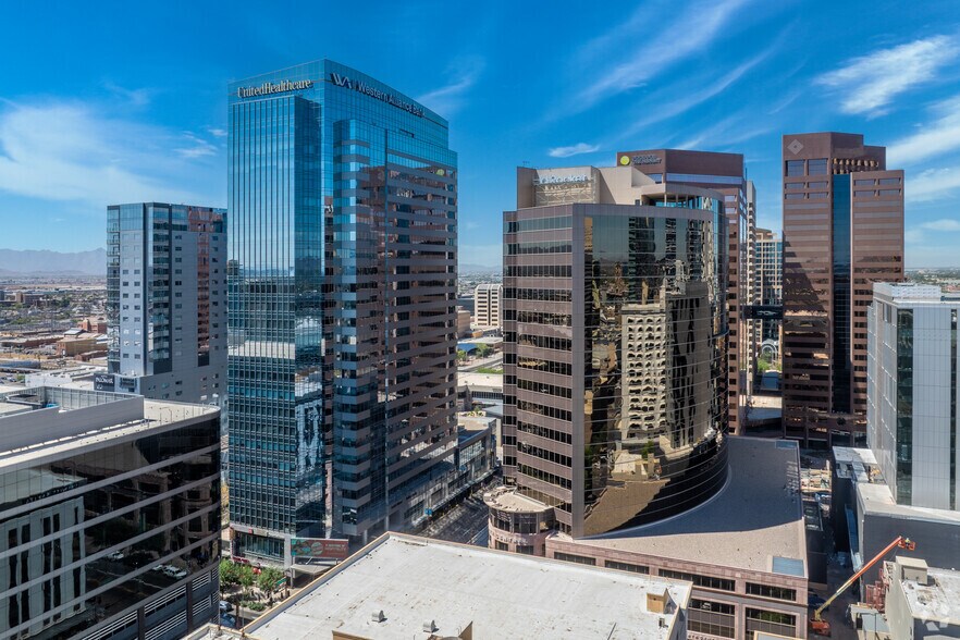 More Photos Of 1 E Washington St, Phoenix Office For Lease