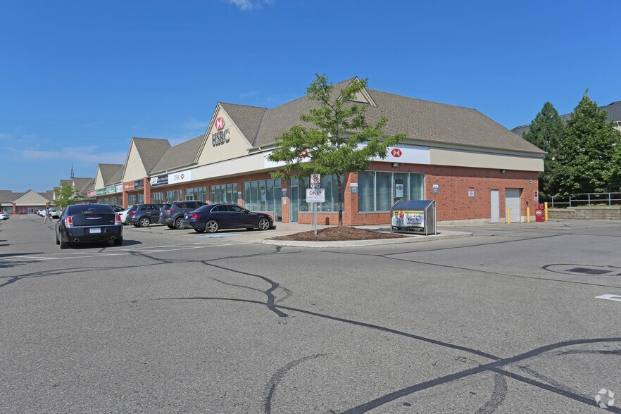 More Photos Of 150 Hollidge Blvd, Aurora Freestanding For Lease