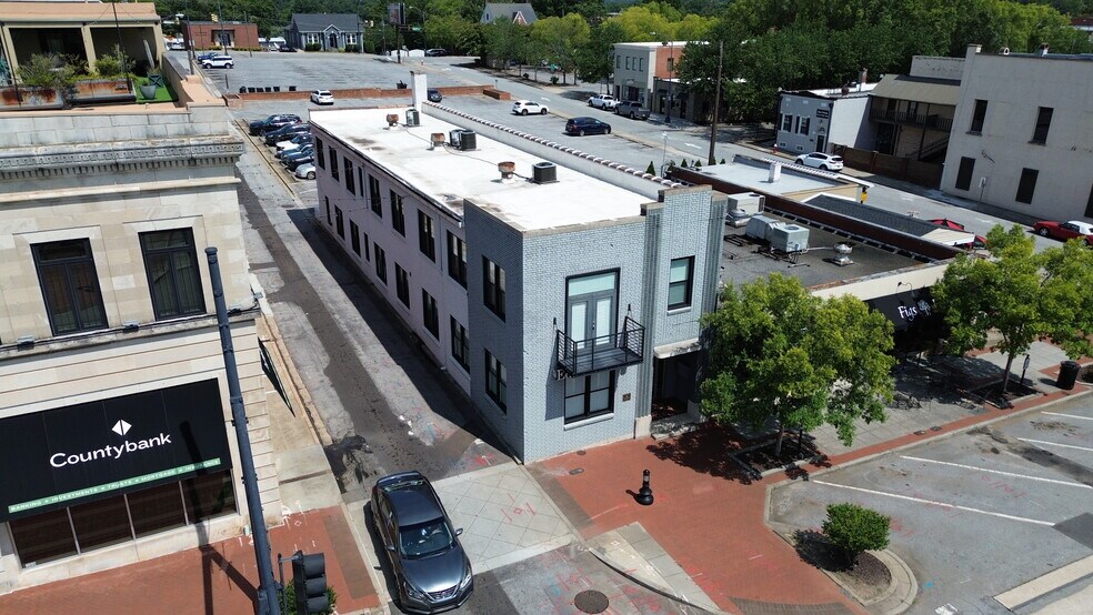 More Photos Of 210-216 N Main St, Anderson Storefront Retail Office For Sale