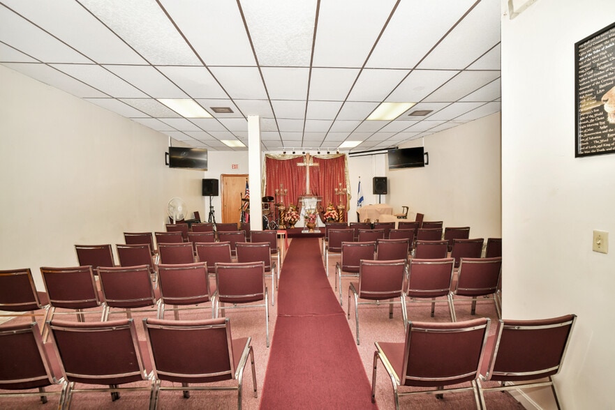 More Photos Of 35-37 Fairmount Ave, Boston Religious Facility For Sale