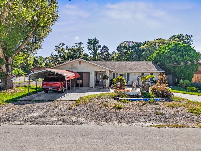 More Photos Of 7813 Leo Kidd Ave, Port Richey Flex For Sale