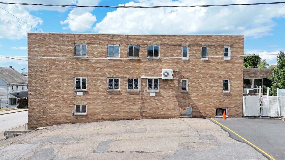 More Photos Of 741-755 N Vine St, Hazleton Apartments For Sale