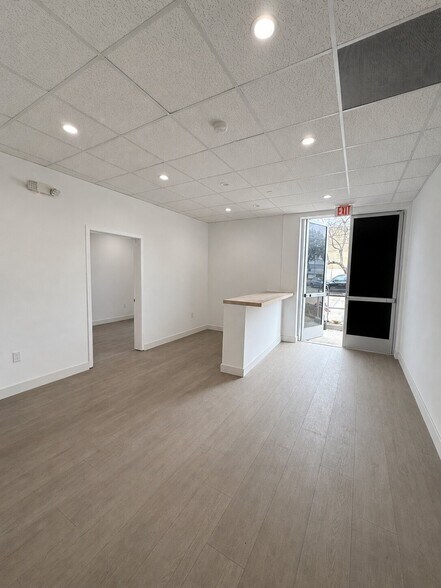 More Photos Of 2623 N San Fernando Rd, Los Angeles Warehouse For Sale