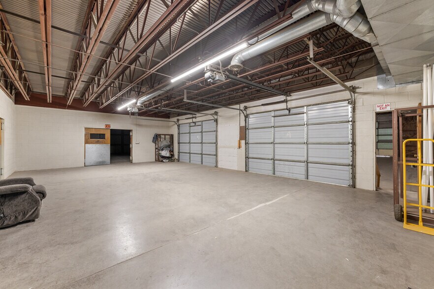More Photos Of 888 Antler Dr, Casper Warehouse For Sale