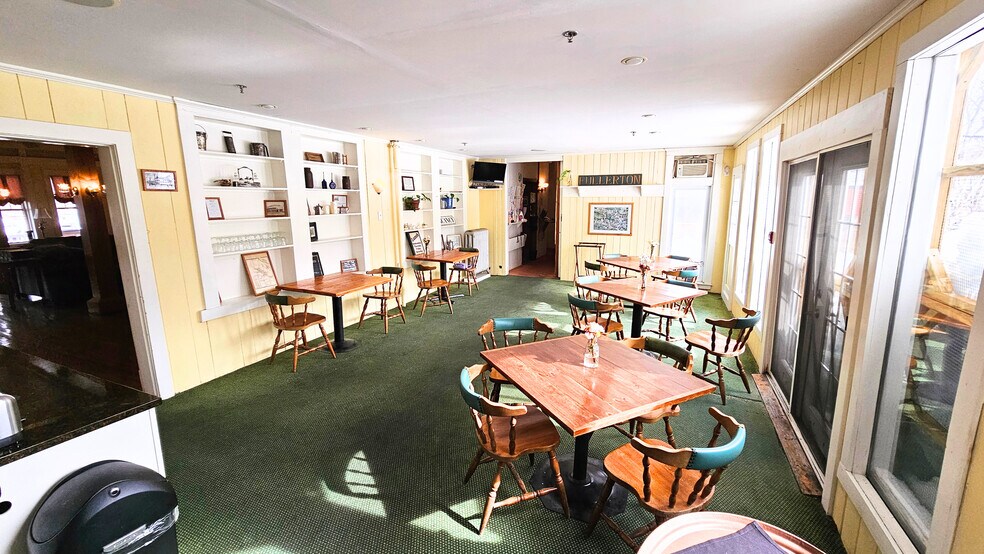 More Photos Of 40 Common St, Chester Hotel For Sale